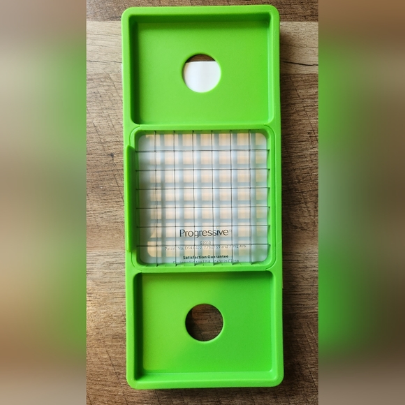 Prepworks Replacement Blades, Pusher Lid & Case for Fruit & Veggie Chopper - Picture 5 of 10